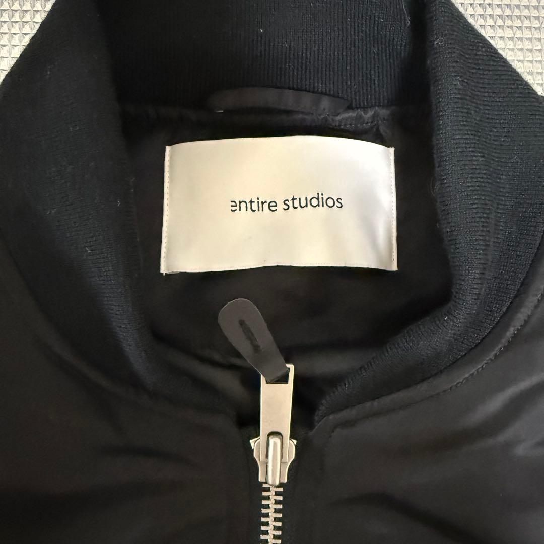 ジャケット・アウター entire studios DROP11 BROAD BOMBER OIL