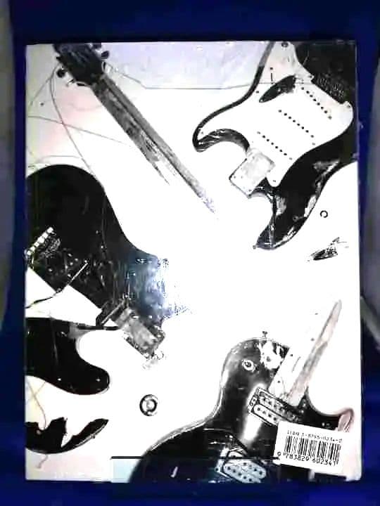 【新品】写真集「Guitar Eros Mondino」