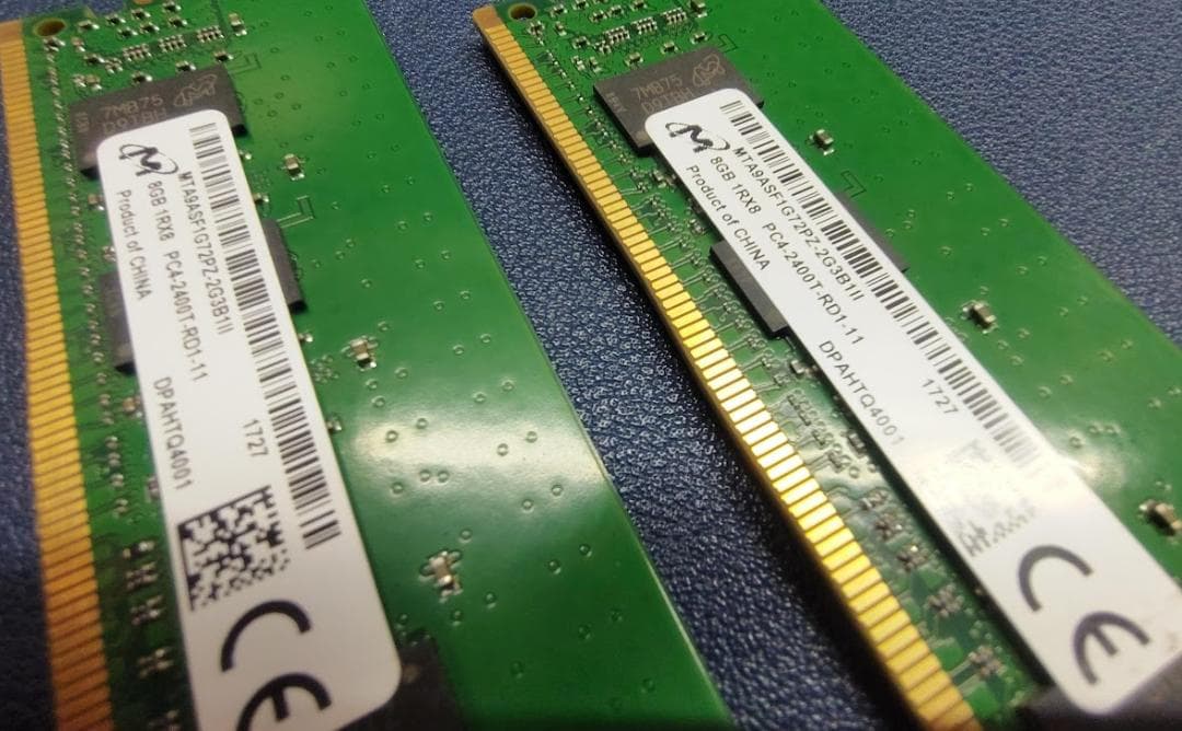 シ*チ様 DDR4 8GB メモリ 2400MHz デュアルチャンネル　２枚