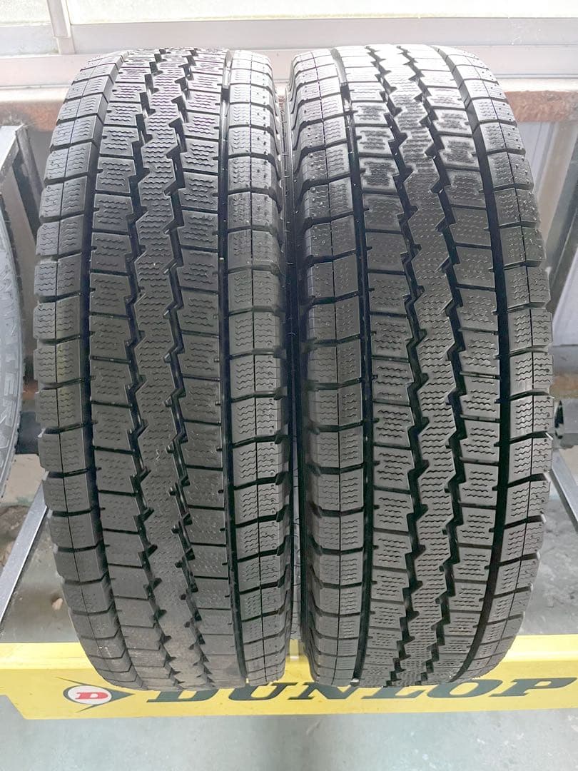 195/85R15 113/111L ③(１本)あくび