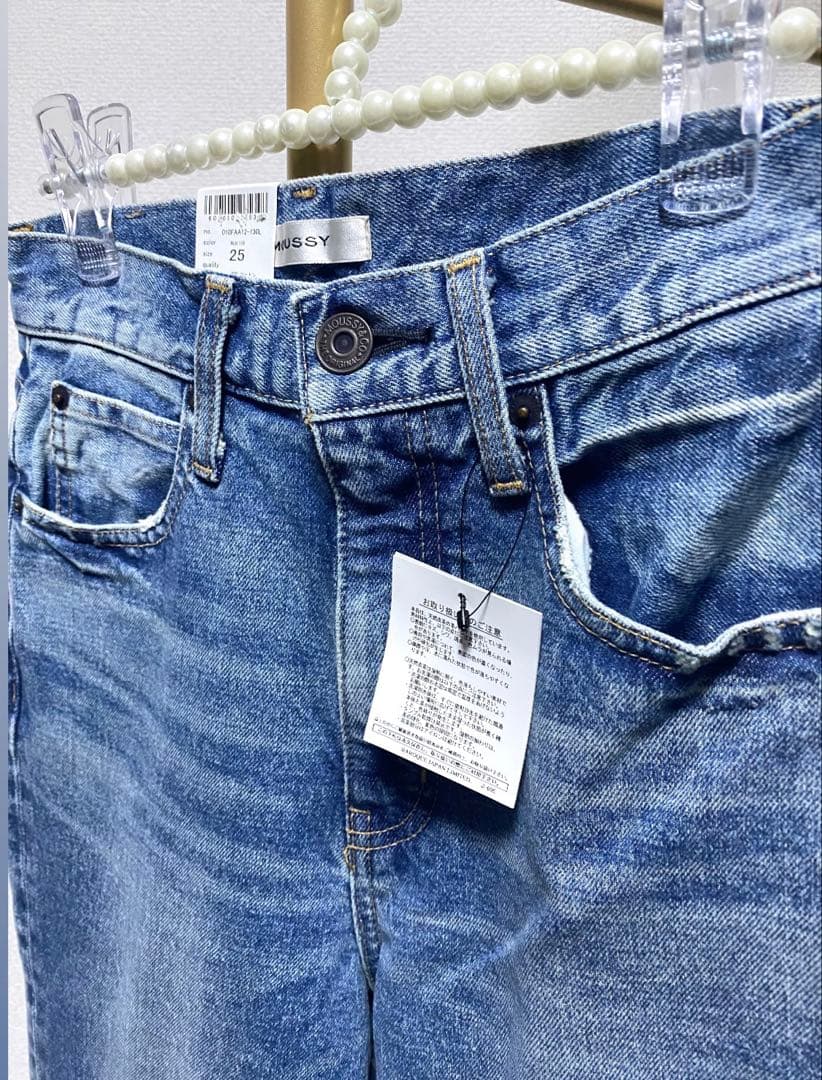 新品 タグ付き MOUSSY MVS ハイウエスト フレアデニム 25 ブルー