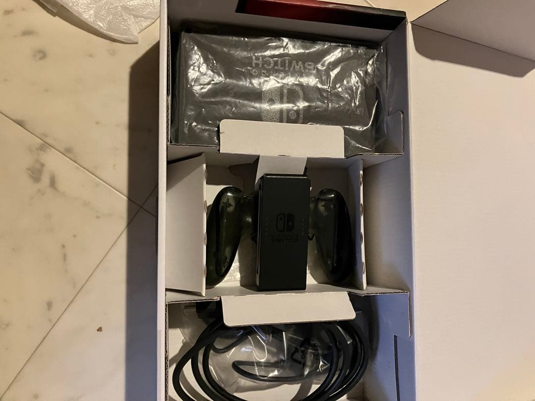 【未対策機】Nintendo Switch 本体 XAJ70005 箱付