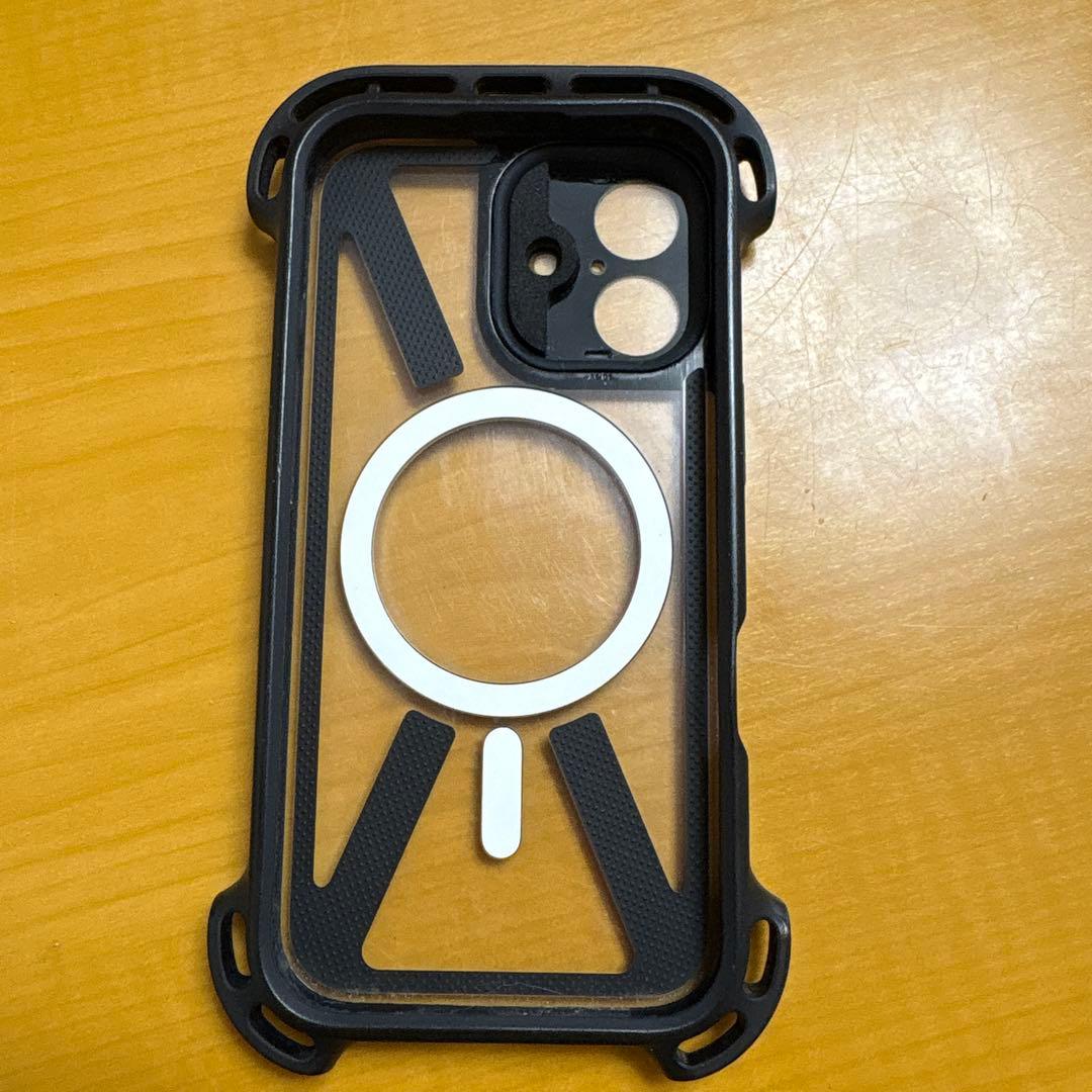 CASETiFY iPhone16用ケース ブラック
