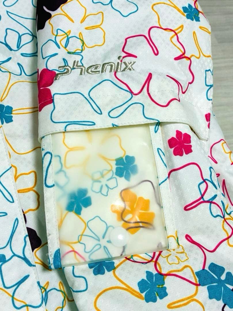 美品　phenix キッズ　スキーウェア　130 白　水色　花　ターコイズブルー
