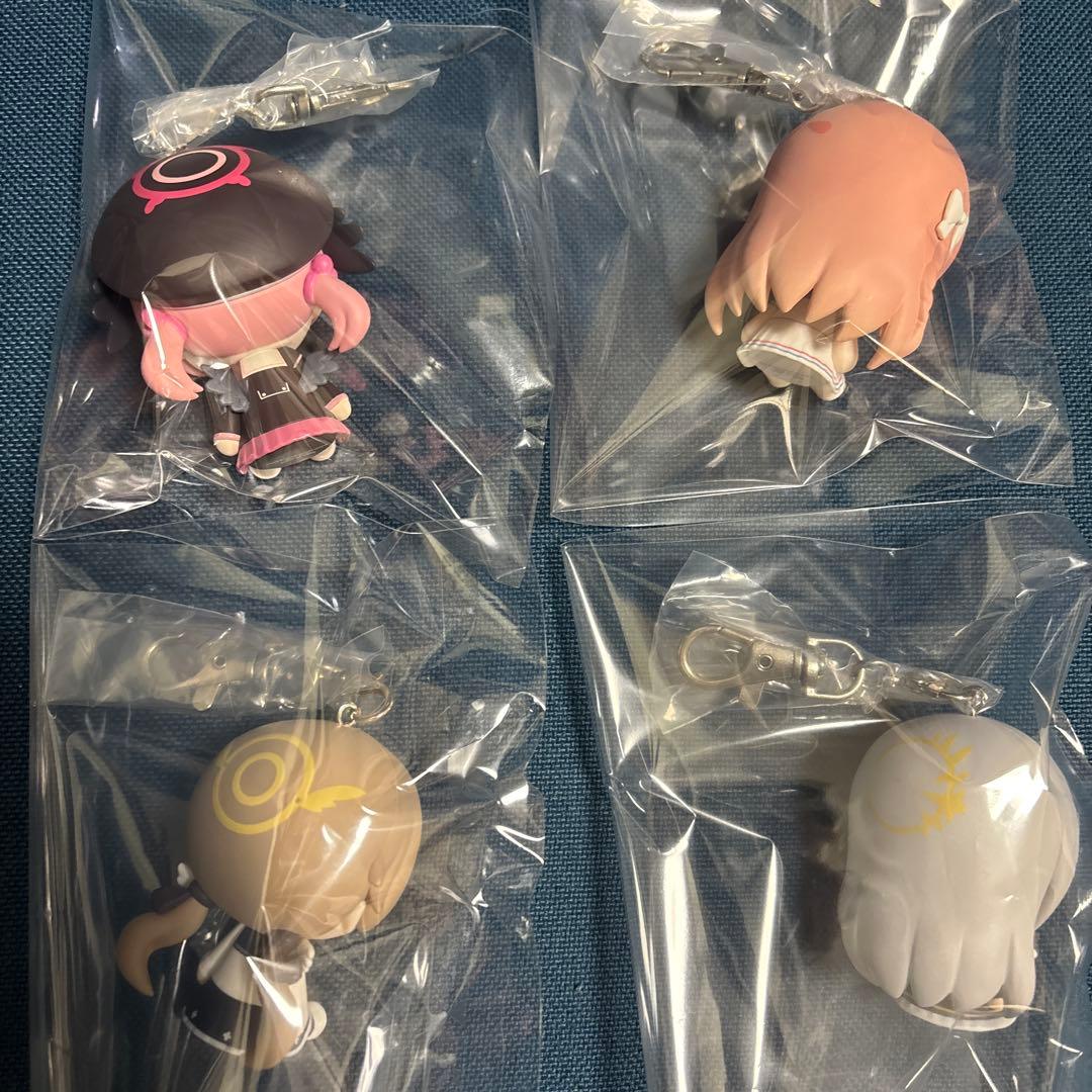 ブルーアーカイブ　デフォルメラバーマスコット　4種　コンプリートセット
