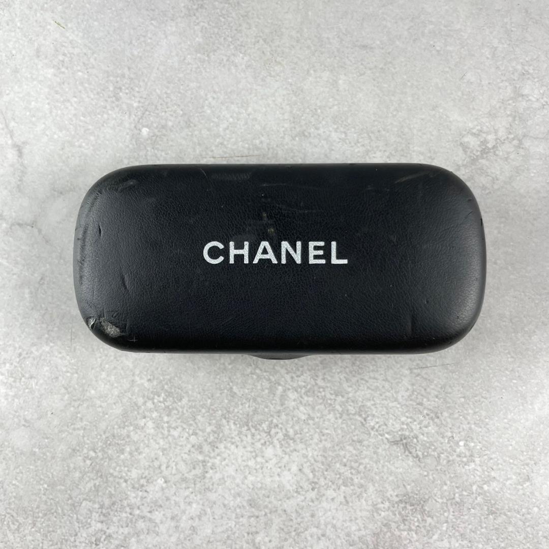 希少　CHANEL シャネル　ロゴ　スクエア　メタル　サングラス　13135　黒