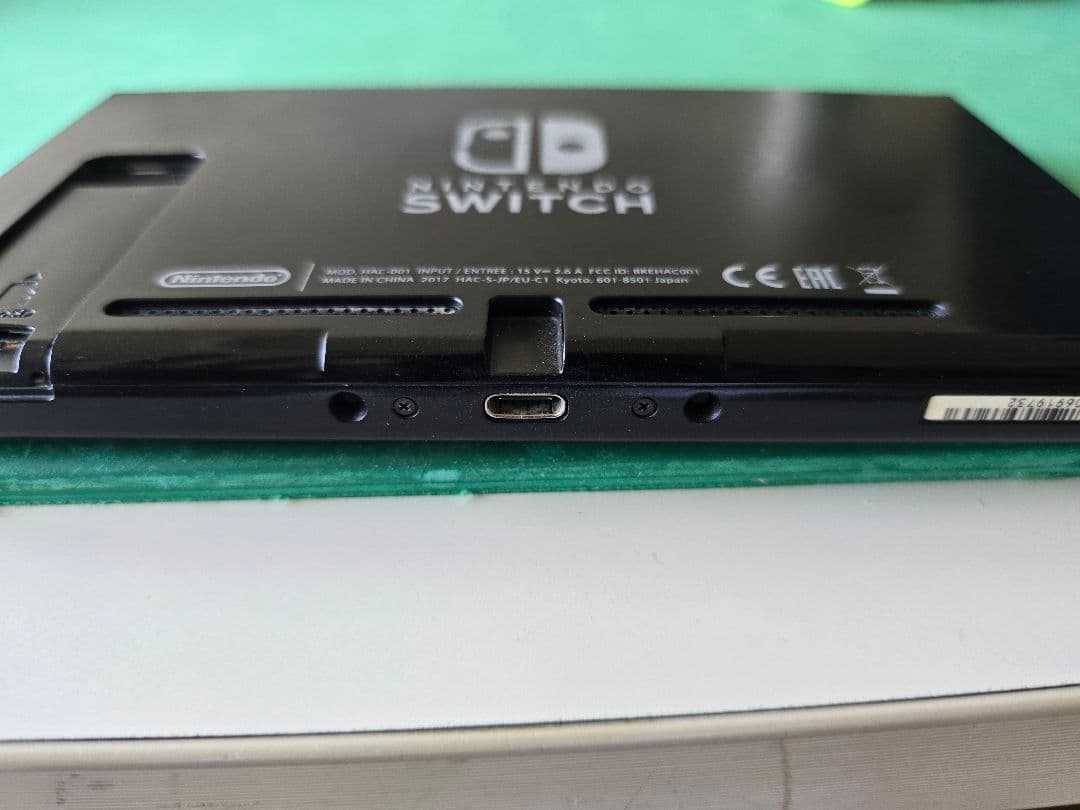 Nintendo Switch 本体 初期版 Joy-Con ネオンイエロー