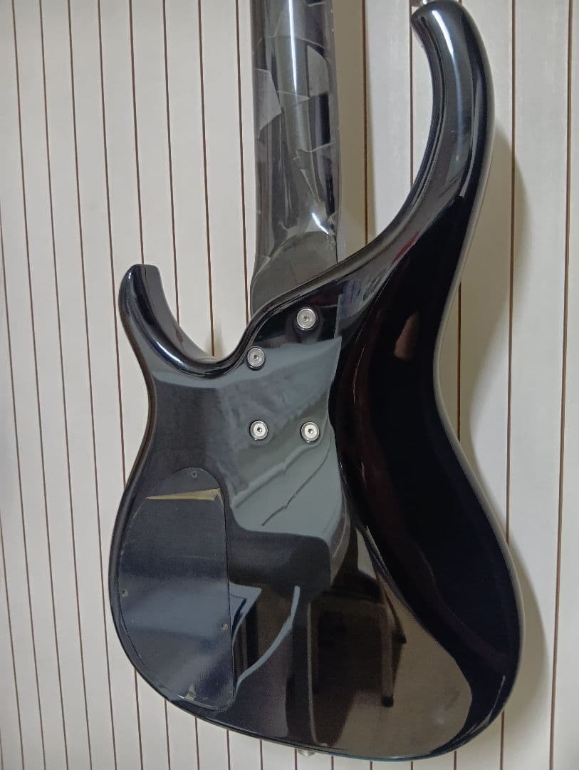 MODULUS Quantum5 エレキベース ブラック