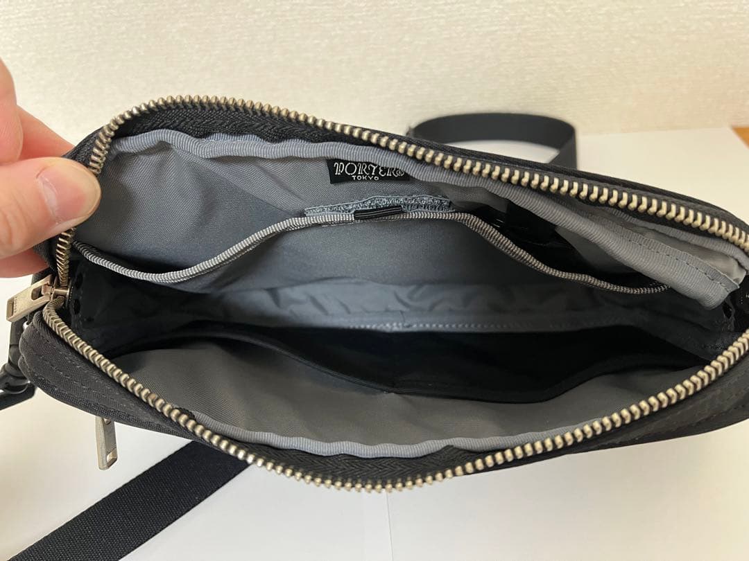 ポーター　リフト　ショルダーバッグ　黒　PORTER
