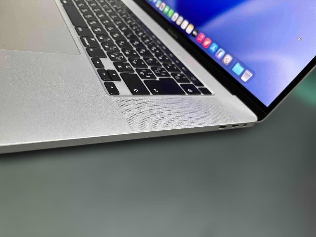 16インチ MacBook Pro Core i7 16GB SSD512GB