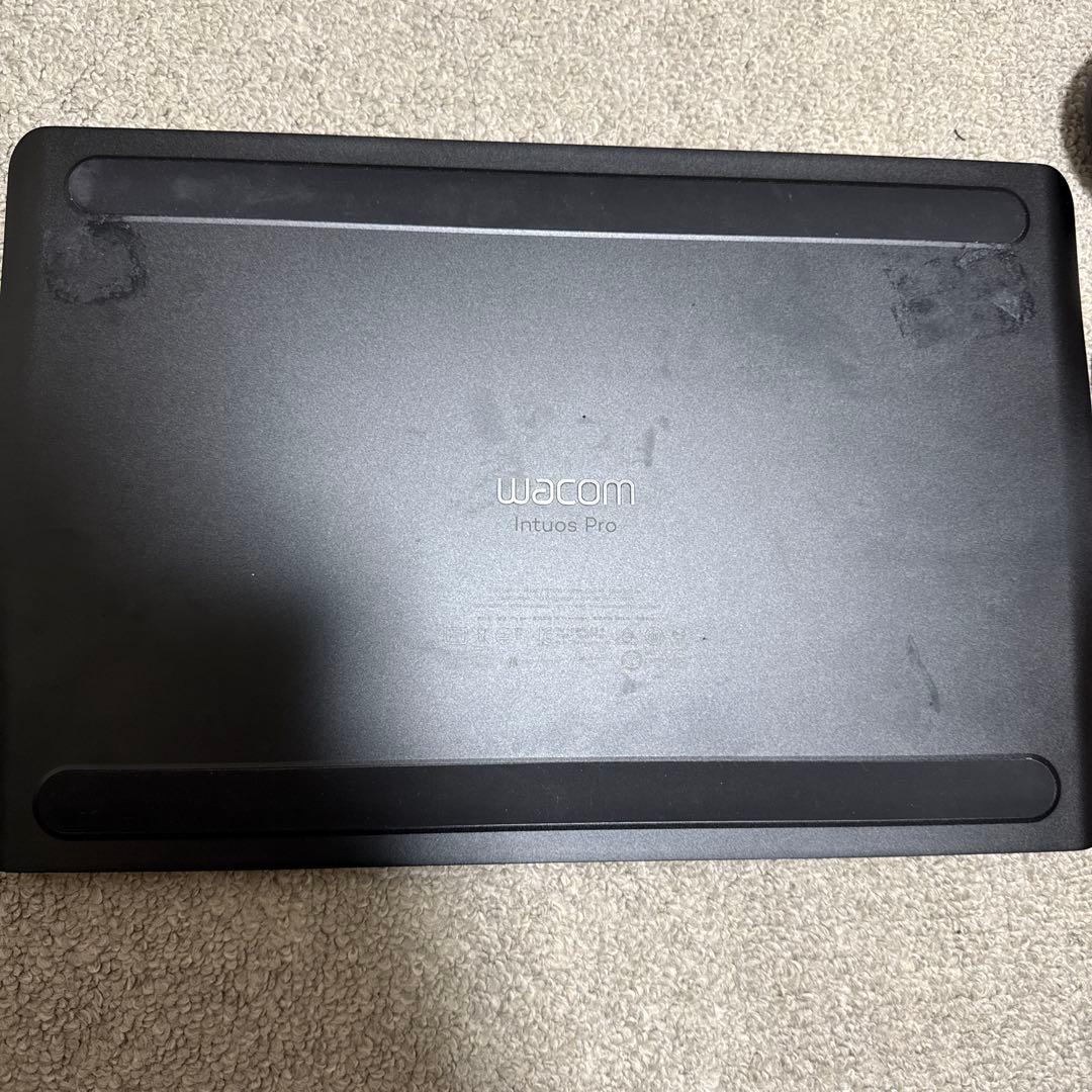 ワコム　ペンタブ　Intuos Pro M 板タブ　Wacom Pro Pen2