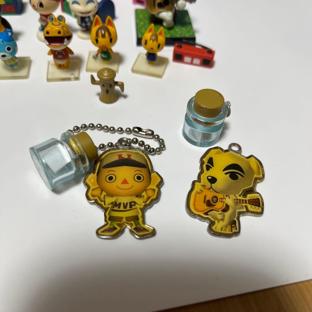 どうぶつの森　森をつくろう　フィギュアセット　メッセージボトル　キーチェーン
