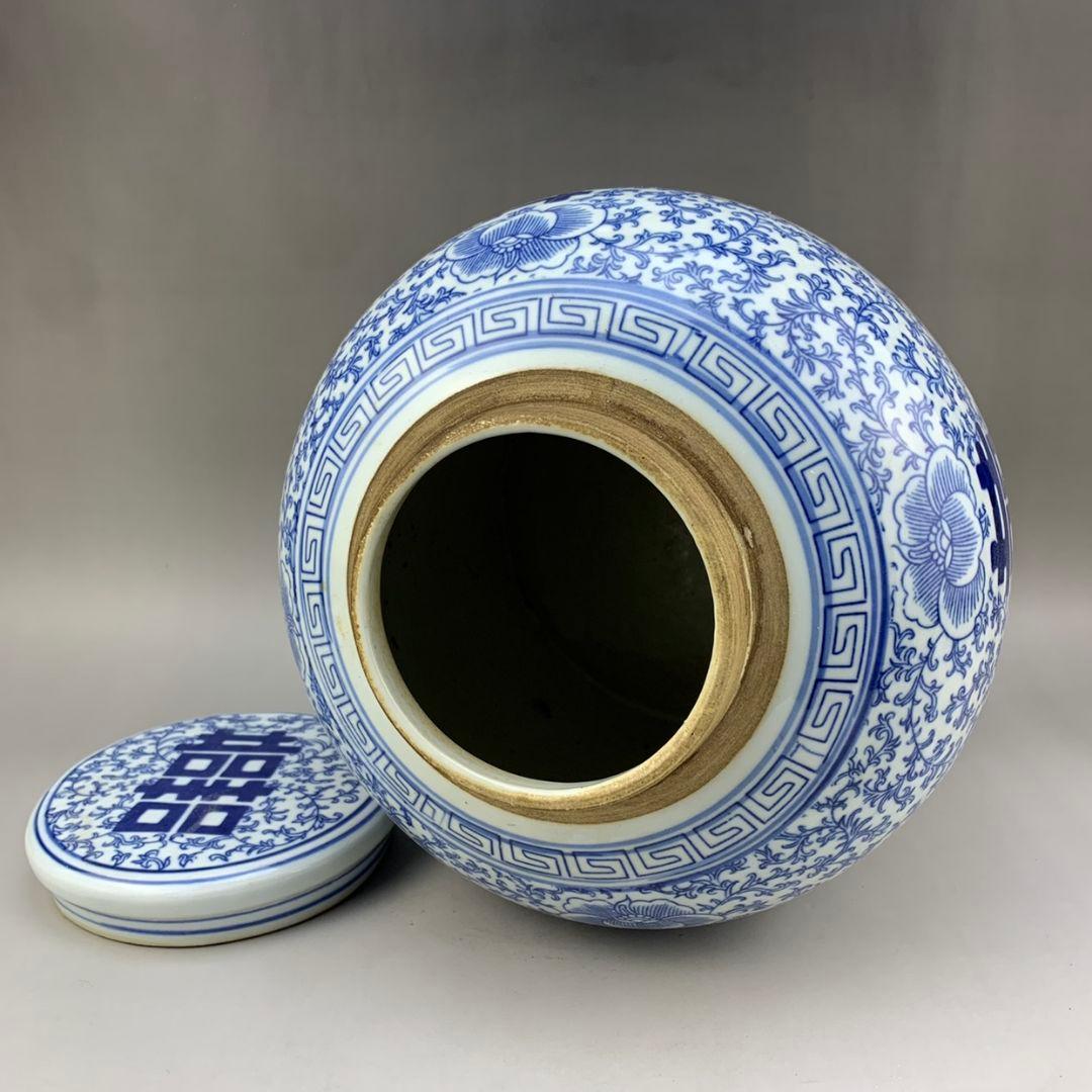 民国青花喜字缶   陶磁器 装飾品 現代工芸品美術品 置物
