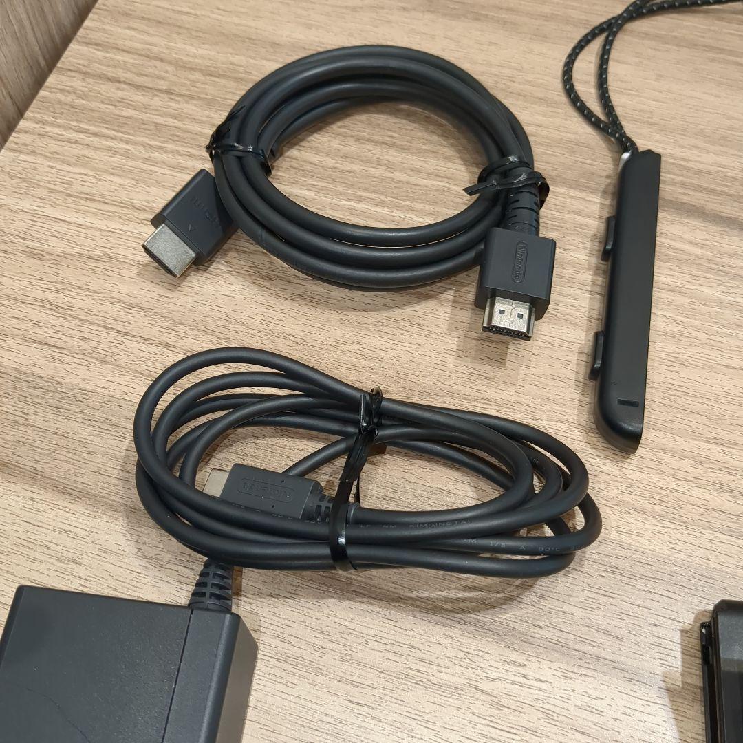 【ほぼ未使用】Nintendo Switch 有機ELモデル　欠品あり