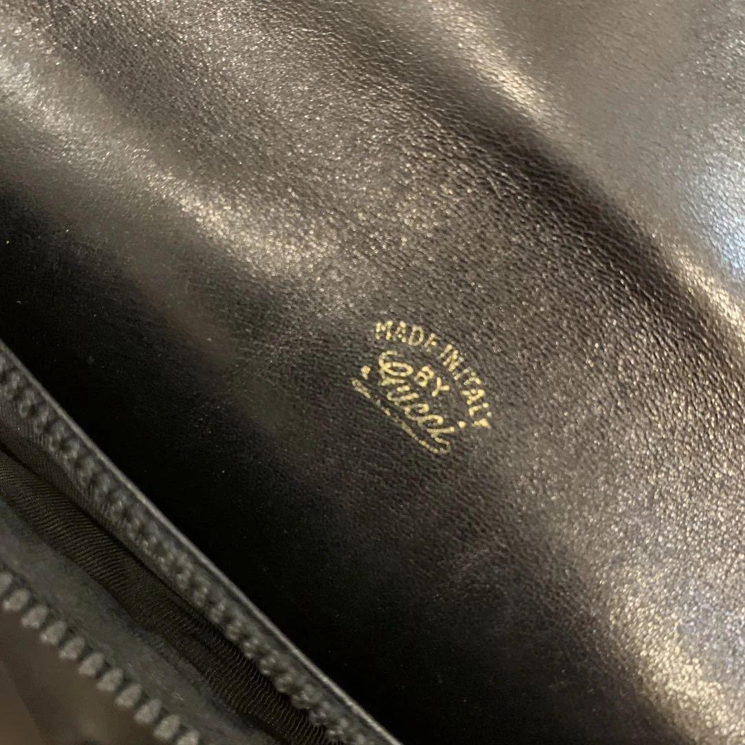 Gucci ネイビーレザー 二つ折り財布