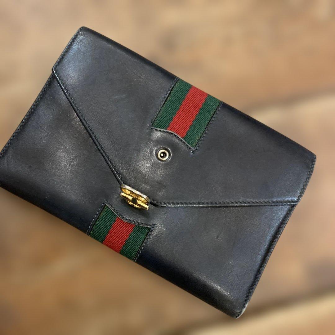 Gucci ネイビーレザー 二つ折り財布