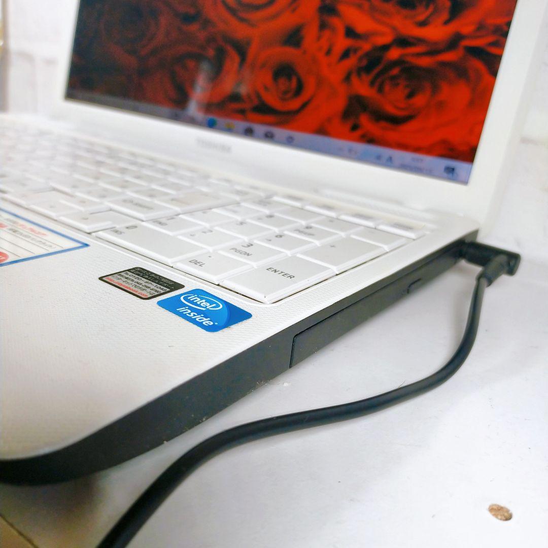 ノートパソコンWindows11カメラ付きPCjj