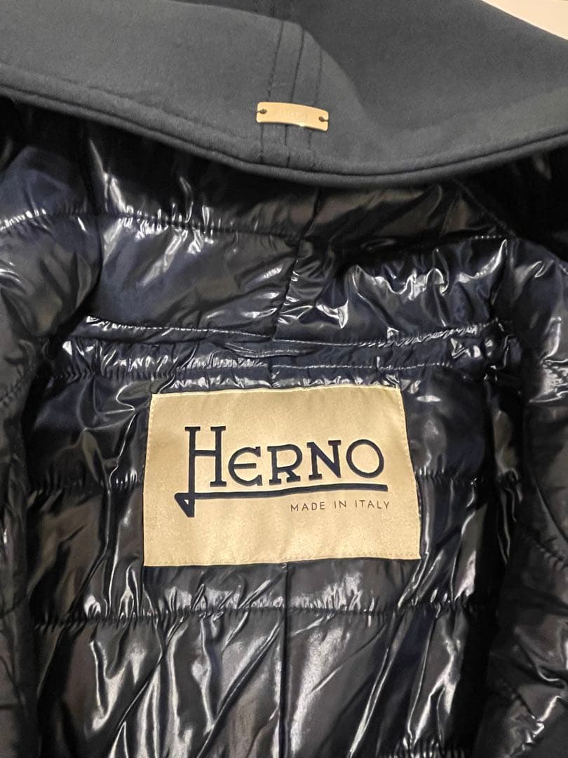 ヘルノ　HERNOフード付きコート　ネイビー　サイズ42