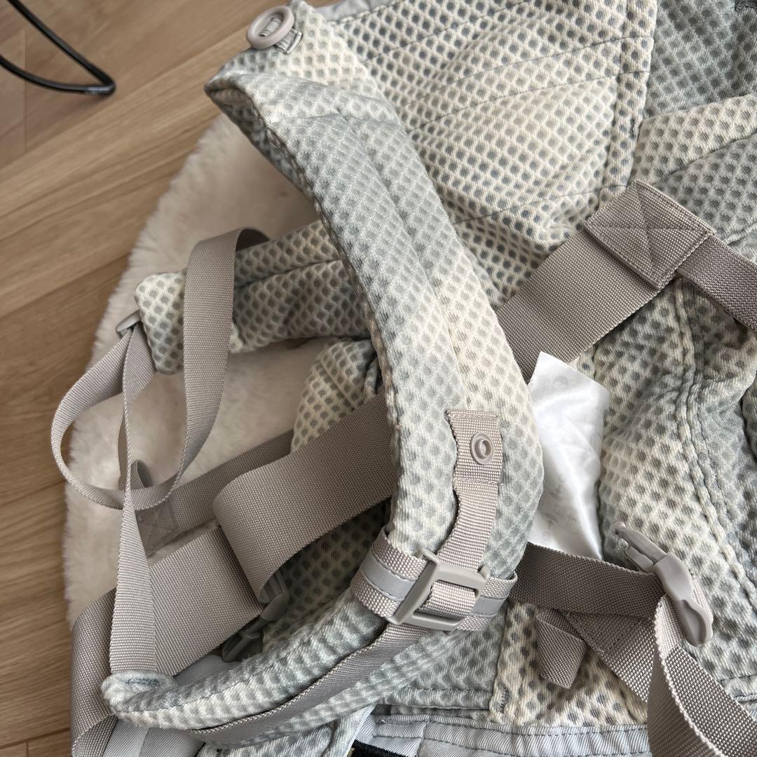 【美品】エルゴ OMNI Breeze オムニブリーズ グレー 抱っこ紐