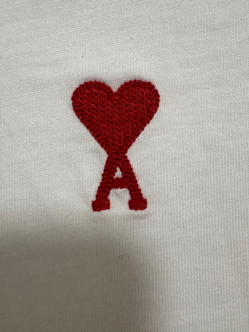 ami paris ホワイト Tシャツ ハート刺繍