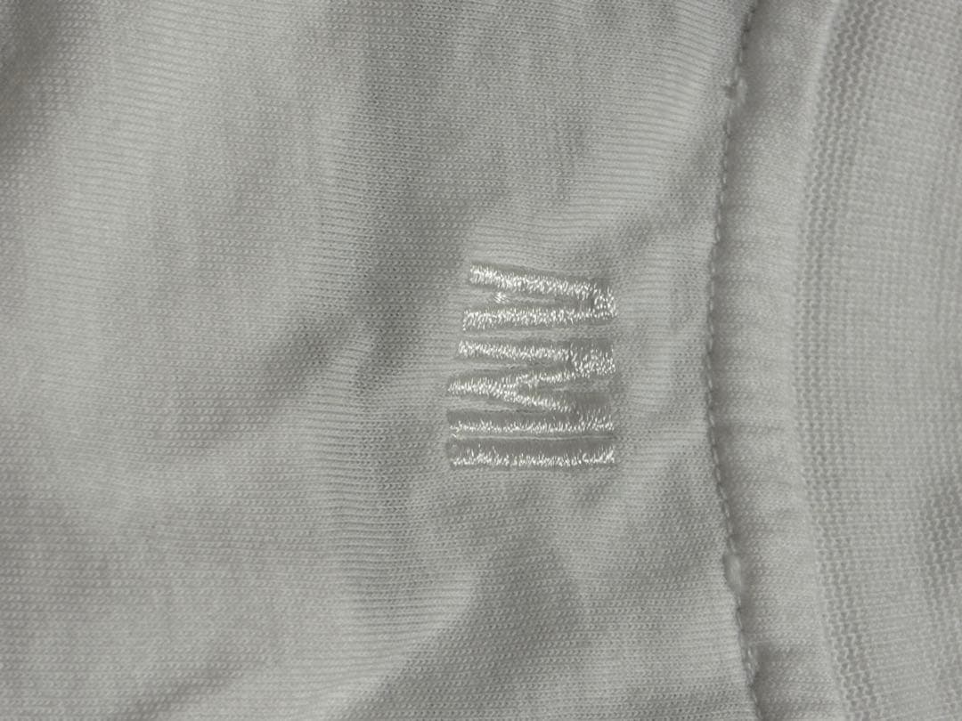 ami paris ホワイト Tシャツ ハート刺繍