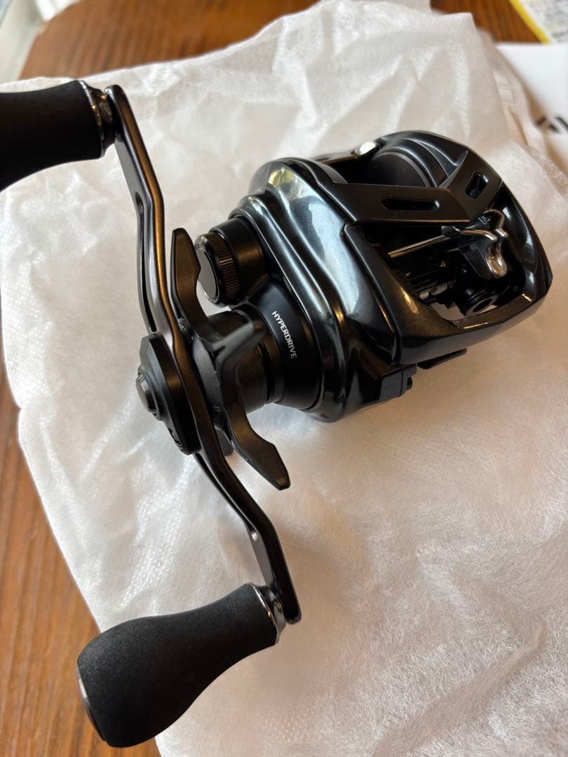 Daiwa 24 ADMIRA A 150XH 両軸リール