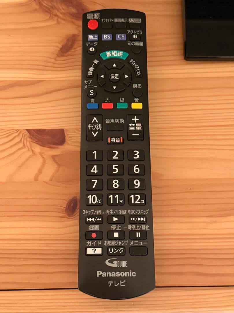 極美品 Panasonic 24型テレビ ビエラ TH-24E300
