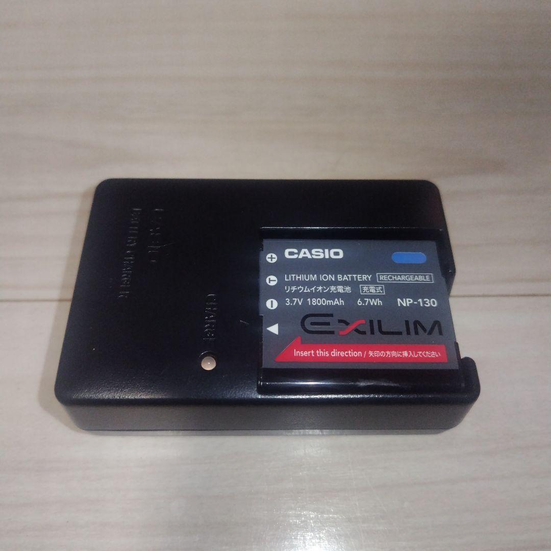 ジャンク品　CASIO EXILIM EX-ZR100 コンパクトデジカメ