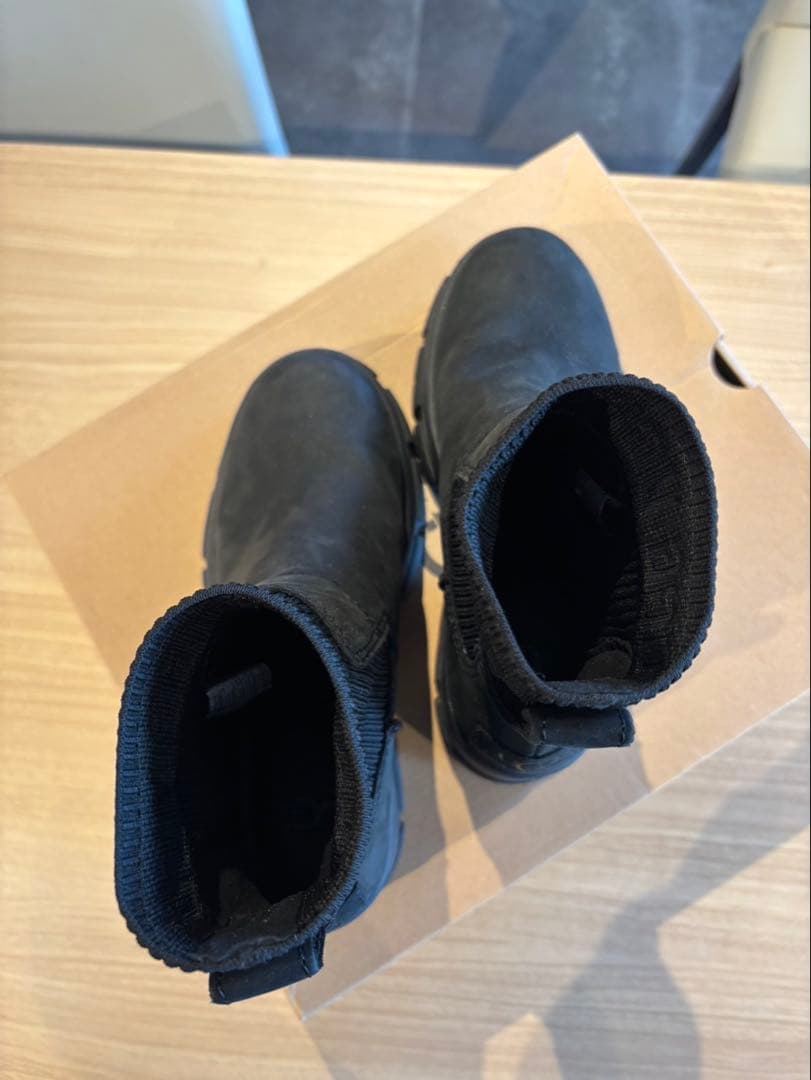 UGG 厚底ブーツ