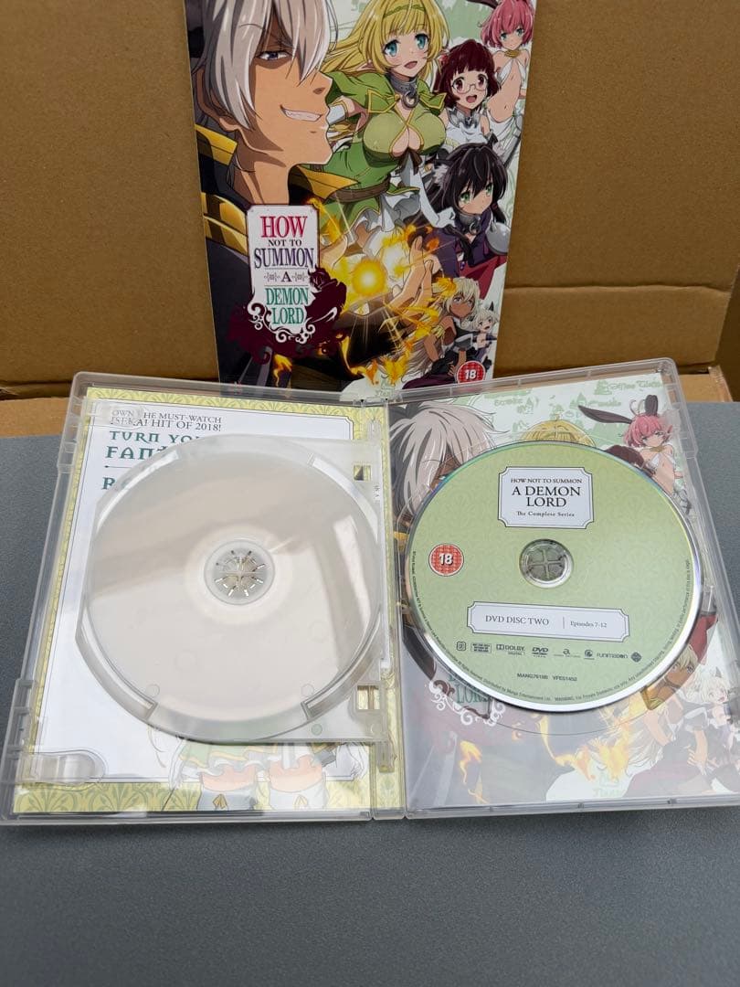 【送料無料】　異世界魔王と召喚少女の奴隷魔術　Blu-ray　北米版ブルーレイ