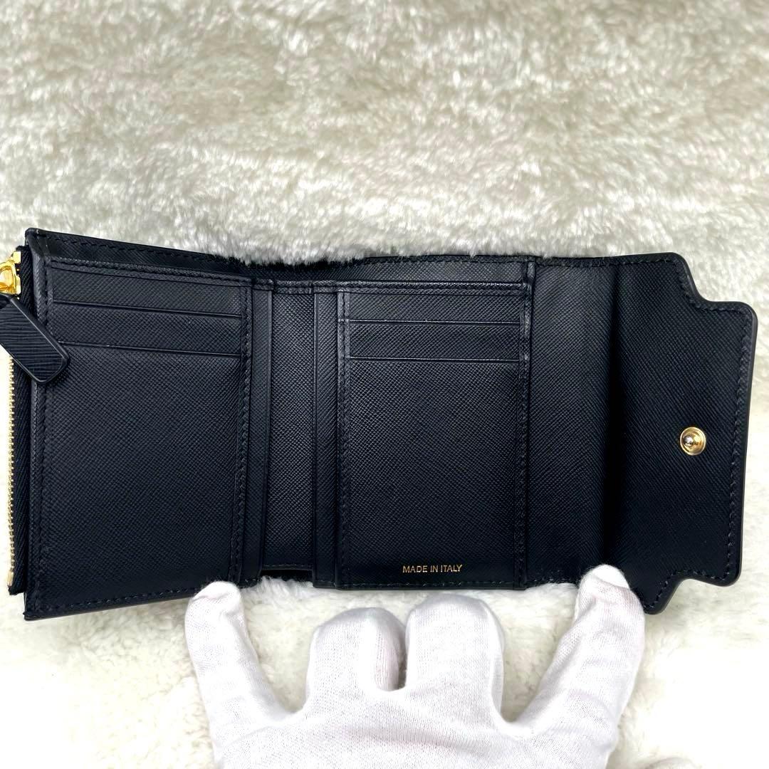 美品 マルニ MARNI 3つ折り 財布 フラップスクエアウォレット ブラック