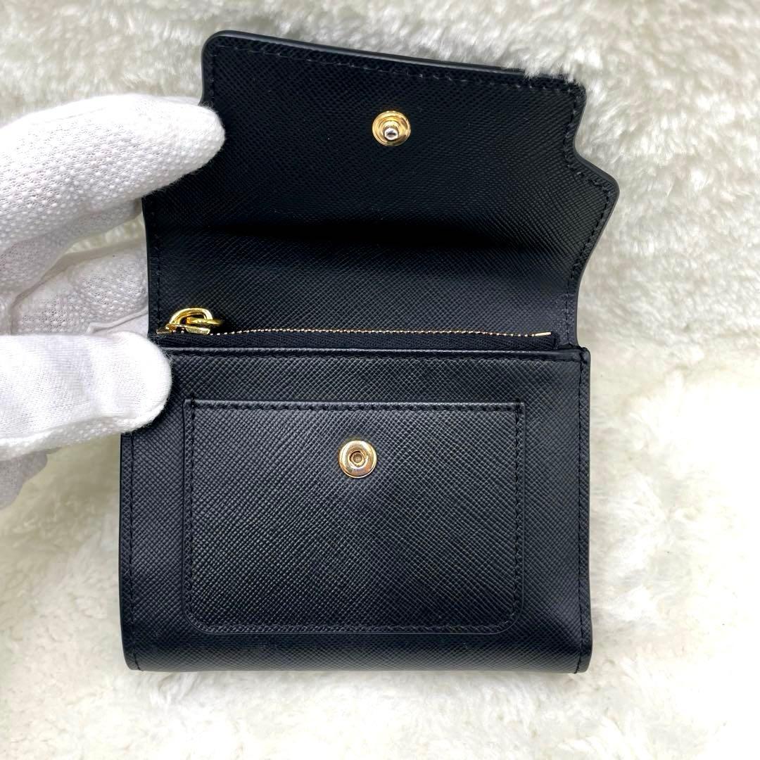 美品 マルニ MARNI 3つ折り 財布 フラップスクエアウォレット ブラック