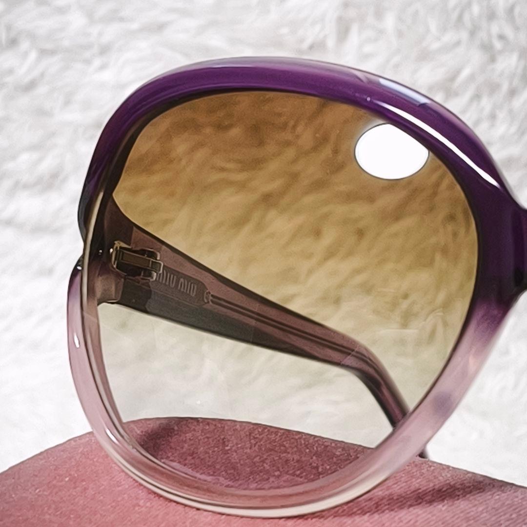 miu miu サングラス サイドロゴ SMU10M グラデーションレンズ