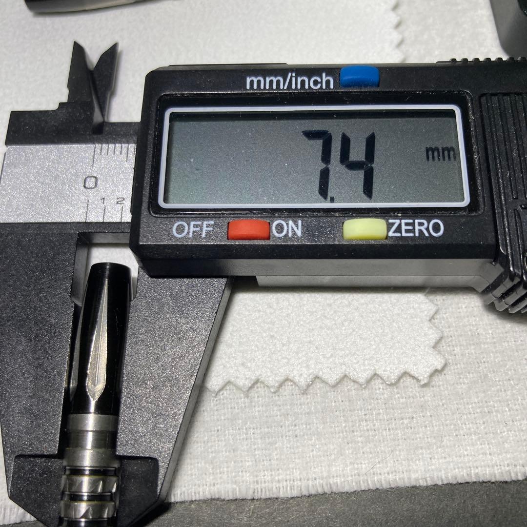 美品　定価14300　ダイナスティー　ブラックライン Z2R 座波常輝モデル