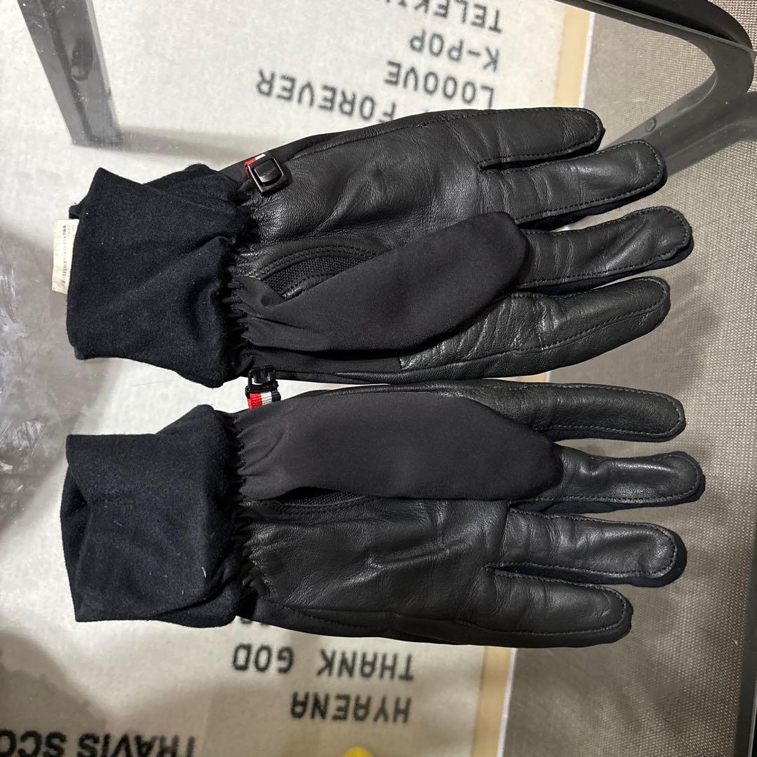 ブラック 手袋 MONCLER 確実正規品
