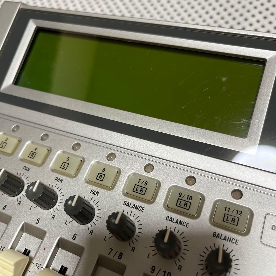 KORG D12 マルチトラックレコーダー