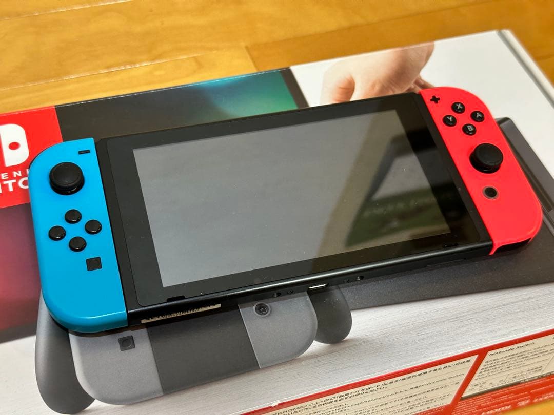 Nintendo Switch 本体 赤/青 プロコン付き