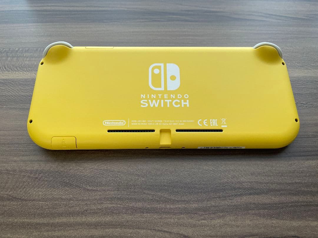 Nintendo Switch Lite イエロー SDカード付