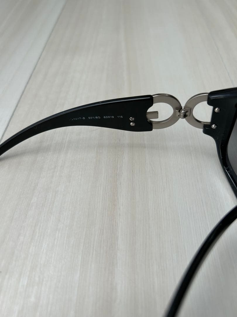 【美品】DG ストーン付き ブラックサングラス表参道店舗購入