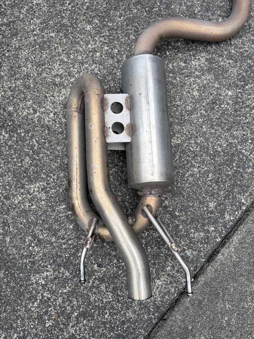 スルガスピードLS460/460L/600h/600hL用ループサウンドマフラー