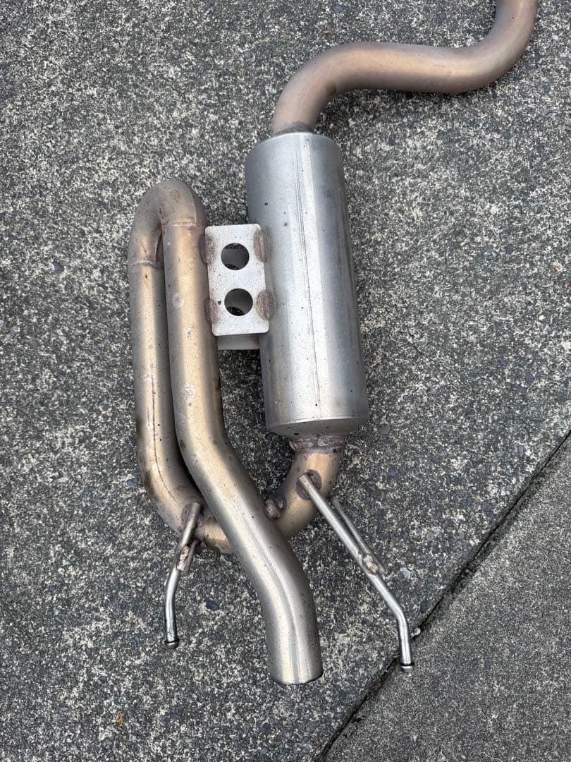 スルガスピードLS460/460L/600h/600hL用ループサウンドマフラー