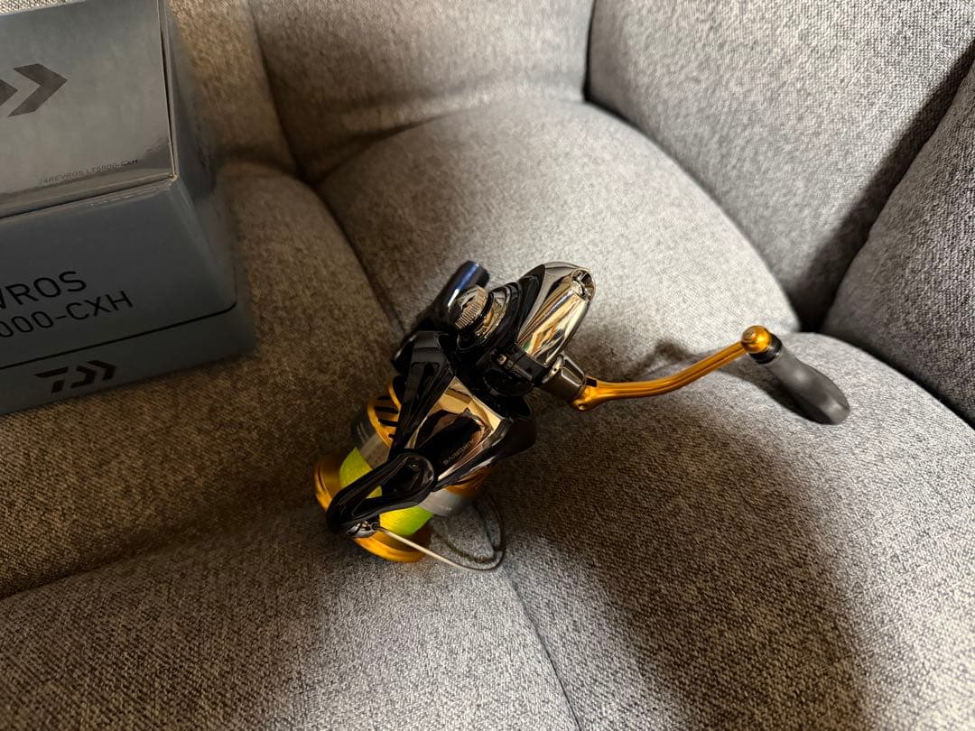 Daiwa REVROS LT5000-CXH スピニングリール