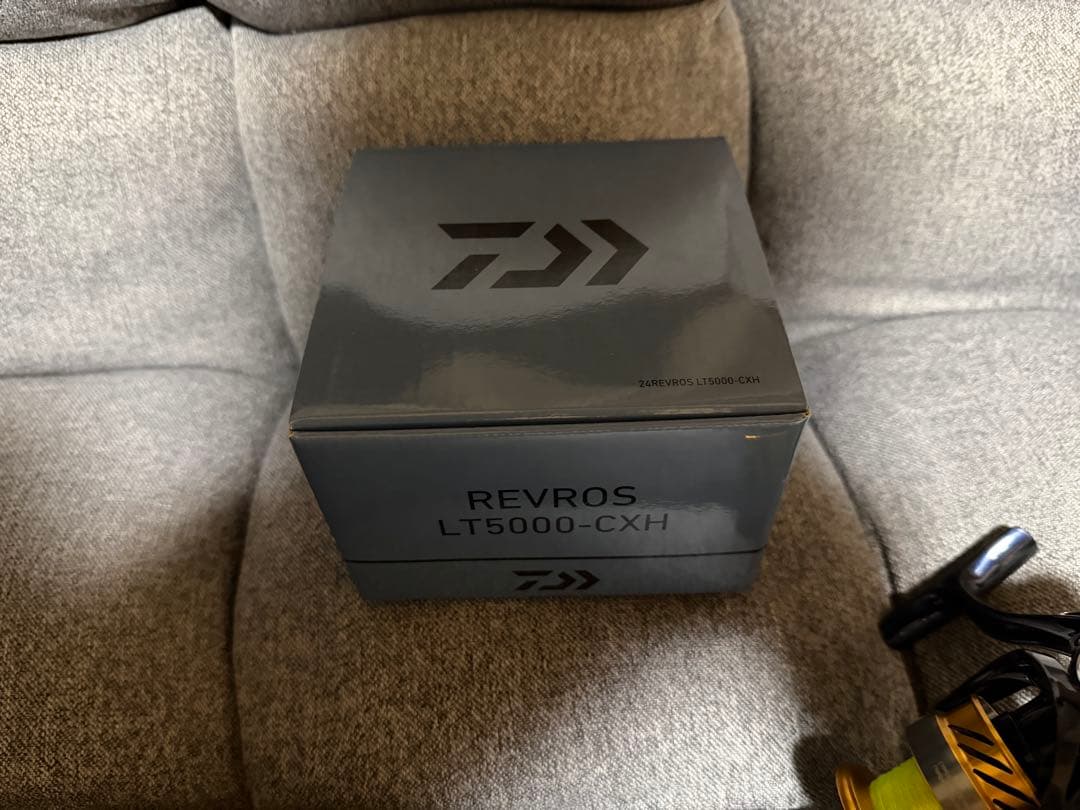 Daiwa REVROS LT5000-CXH スピニングリール
