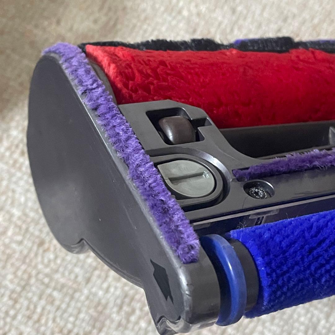 美品　Dyson ダイソン SV12 コードレス掃除機　箱・ノズル付き