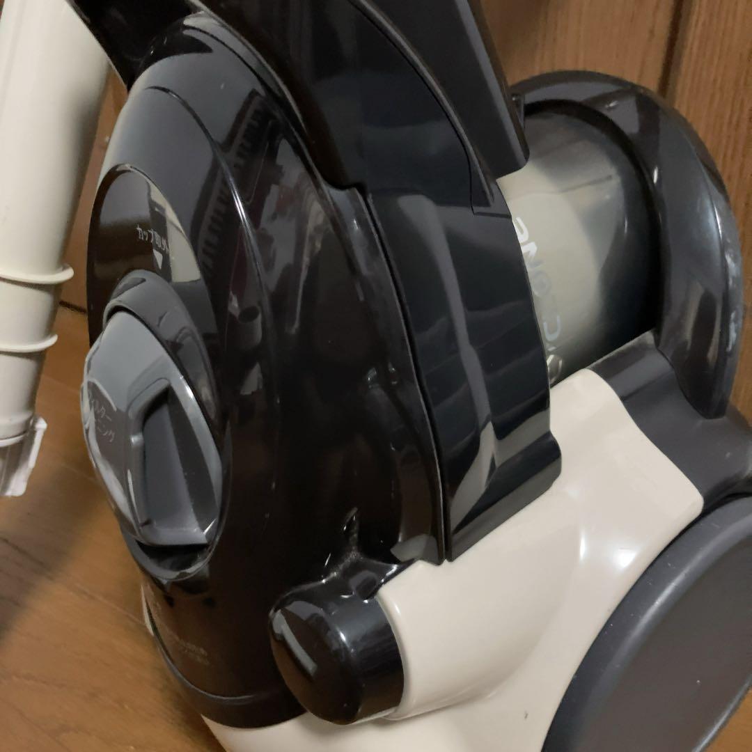 SHARP サイクロン式キャニスター掃除機 本体　EC-CT12-C