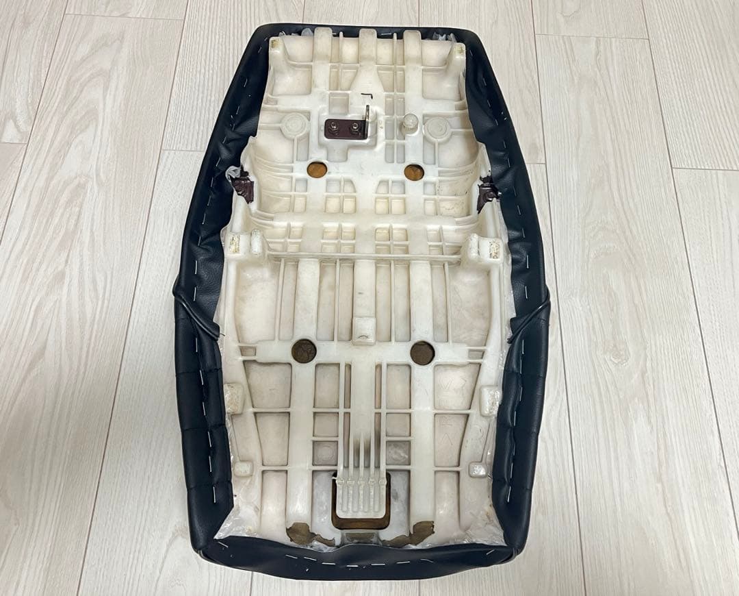 【美品】xjr400 4hm タックロールシート