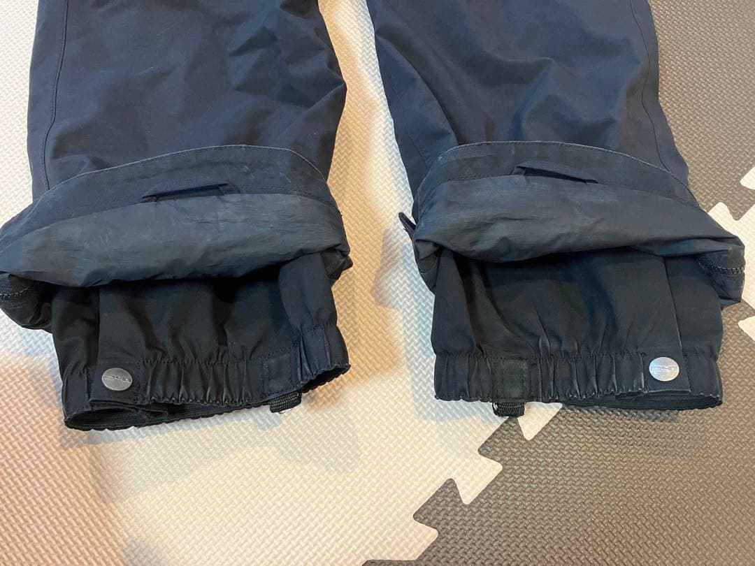 241 GORE-TEX ブラック スノーボードパンツ TWO FOR ONE