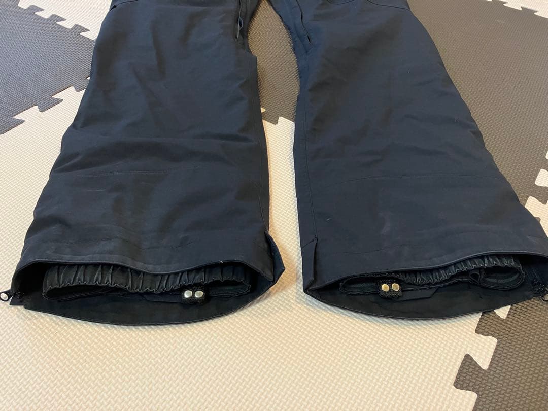 241 GORE-TEX ブラック スノーボードパンツ TWO FOR ONE