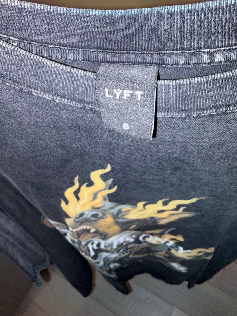 【LYFT】 Lyft ドーベルマンTシャツ Sサイズ