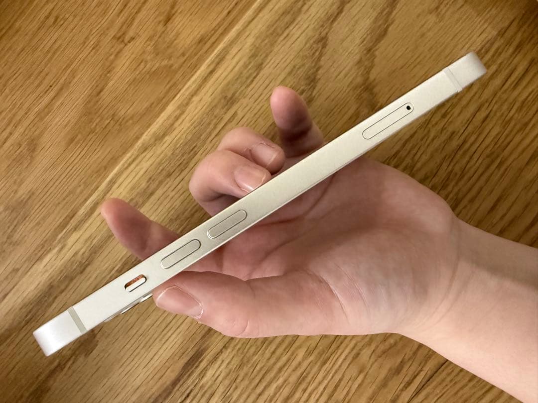 iPhone13 128GB スターライト